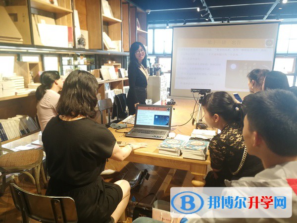 云南外國語學校2021年招生辦聯系電話