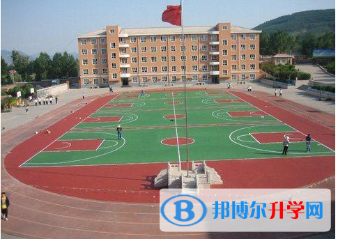 興義頂效經(jīng)濟(jì)濟(jì)開發(fā)區(qū)中學(xué)怎么樣、好不好