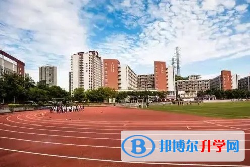 重慶市巴蜀中學(張家花園校區)怎么樣、好不好