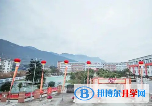 2025江油市太白中學招生計劃 招生人數(shù)是多少(附要求、條件、對象)